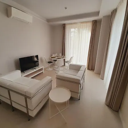 Apartment Gt - New Opening *